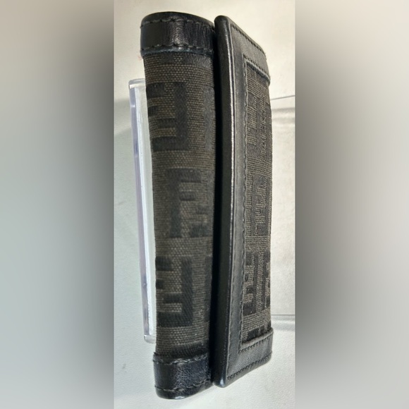 FENDI Authentic Zucca Black Canvas Leather 6 Pics Key Cases Made In Italy . - Picture 11 of 16